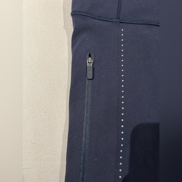 Lululemon navy leggings - Picture 3 of 5